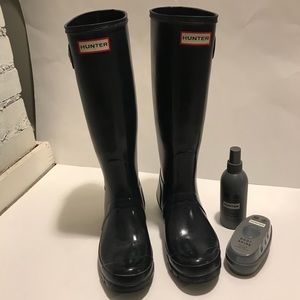 Hunter Boot Original Tall Rain Boots in Black